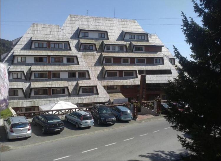 Apartment 111 At Zoned Apart Hotel & Spa - Apartman 111 U Hotelu Zoned Kopaonik Ngoại thất bức ảnh